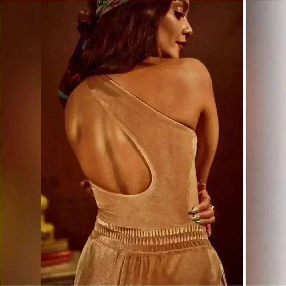 NWT Fabletics Gigi Velour Bodysuit Light Honey Sz L & XL